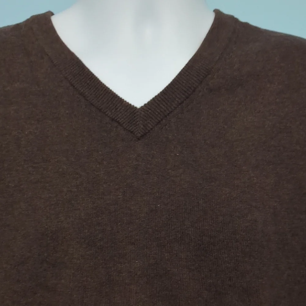 Daniel Cremieux V-Neck Sweater Vest in Dark Brown